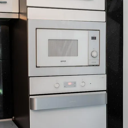 Appartement Nowy Konduktorska Z Parkingiem I Ogrodkiem - W Spokojnej Dzielnicy By Renters Wrocław
