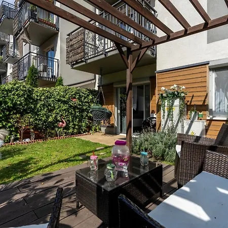 Appartement Nowy Konduktorska Z Parkingiem I Ogrodkiem - W Spokojnej Dzielnicy By Renters *